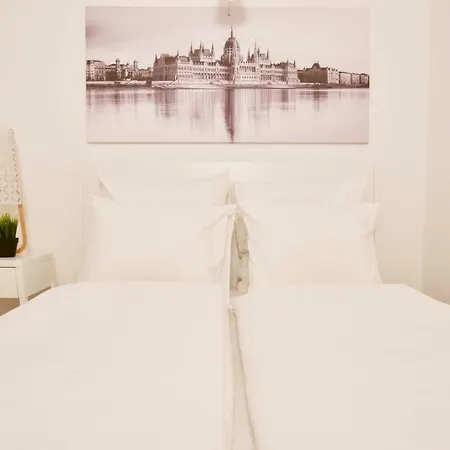 Apartamento Standard By Hi5 - Erzsebet Blv 29 *