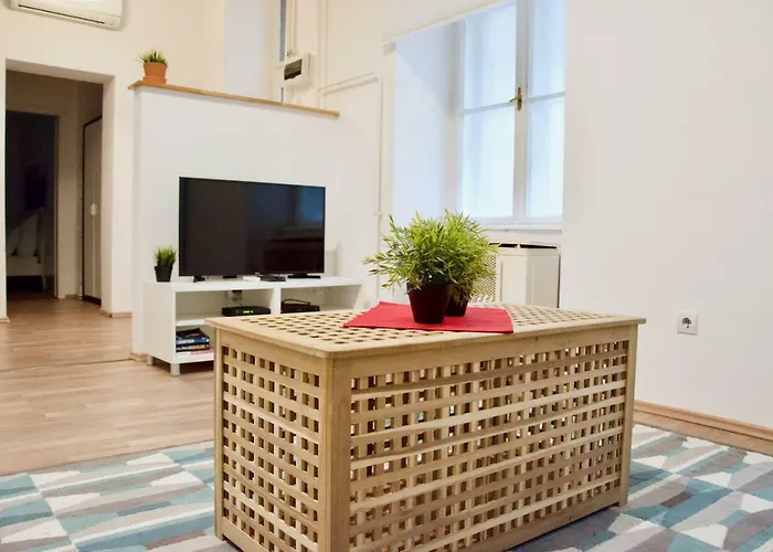 公寓 Standard By Hi5 - Erzsebet Blv 29